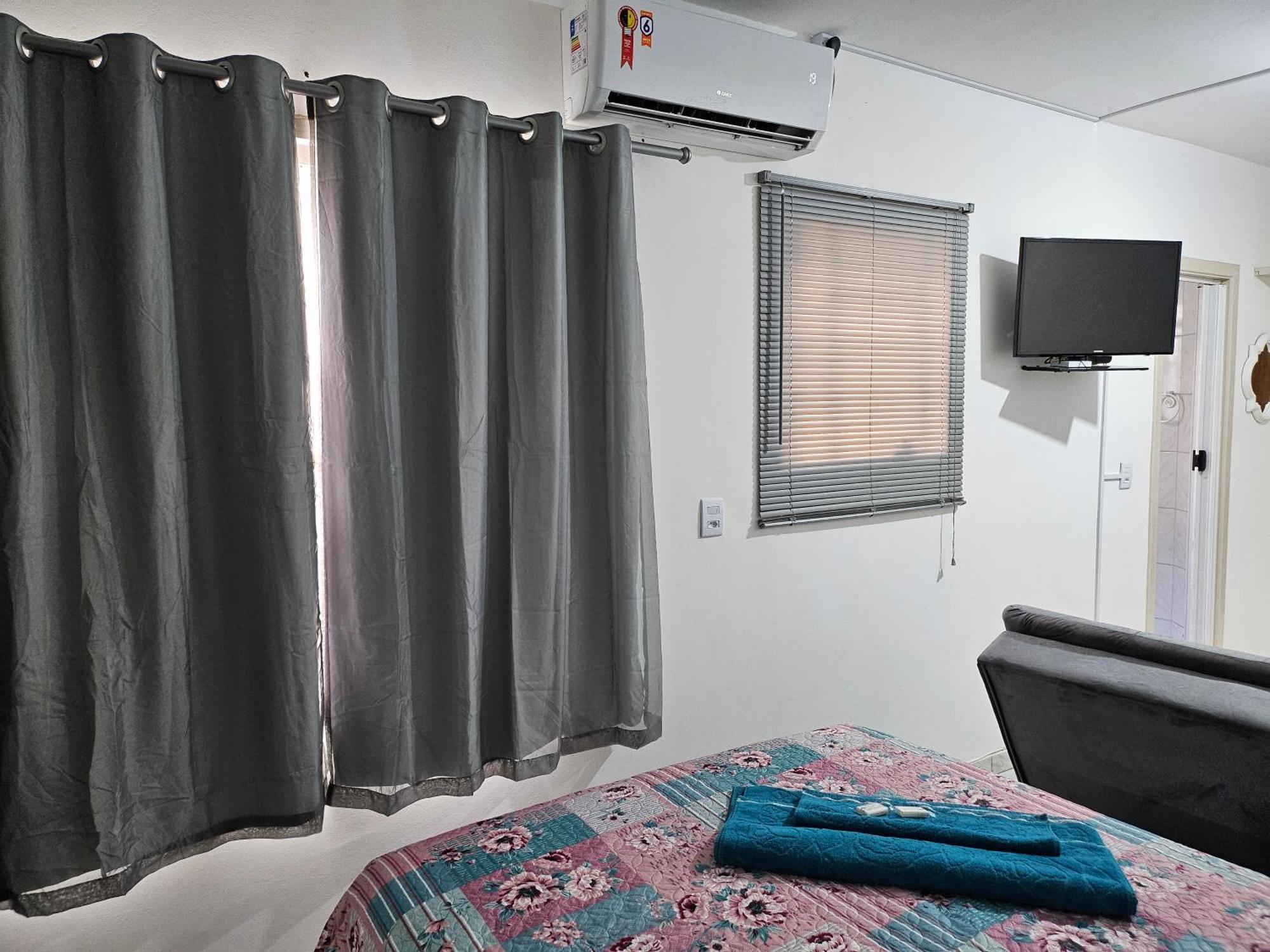 Consulado Americano Apartamento 50 Metros Da Entrada Para Visto Consulado Eua Porto Alegre Com Garagem Екстер'єр фото